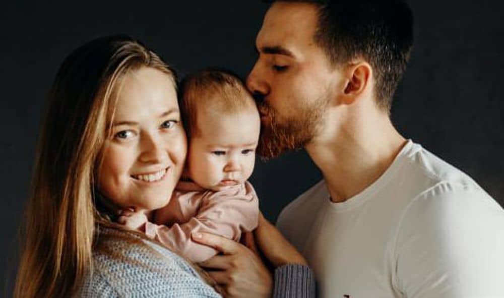Dzīves jaunā loma — pilnas slodzes māmiņa