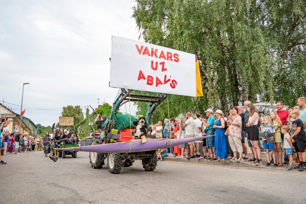 Unikālie Sabiles Vīna svētki šogad atzīmēti jau 25.reizi