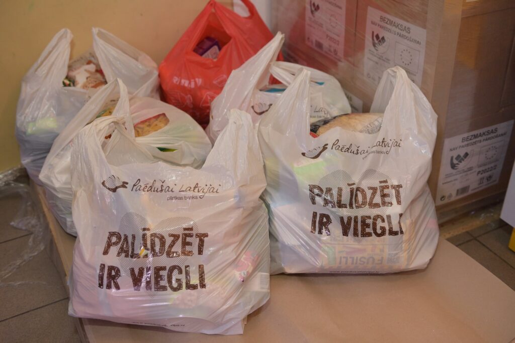 Pārtikas bankai «Paēdušai Latvijai» varēs ziedot visos «Rimi» veikalos