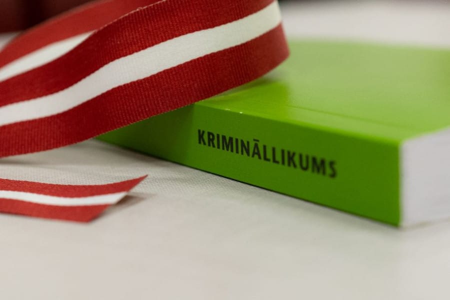 VDD rosina kriminālvajāšanu par piemiņas vietas apgānīšanu Krievijas specdienesta uzdevumā