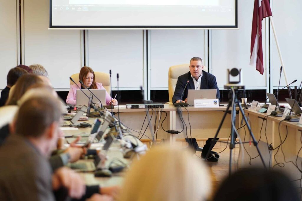 Pieņemts Talsu novada budžets — visām vajadzībām naudas nepietiek