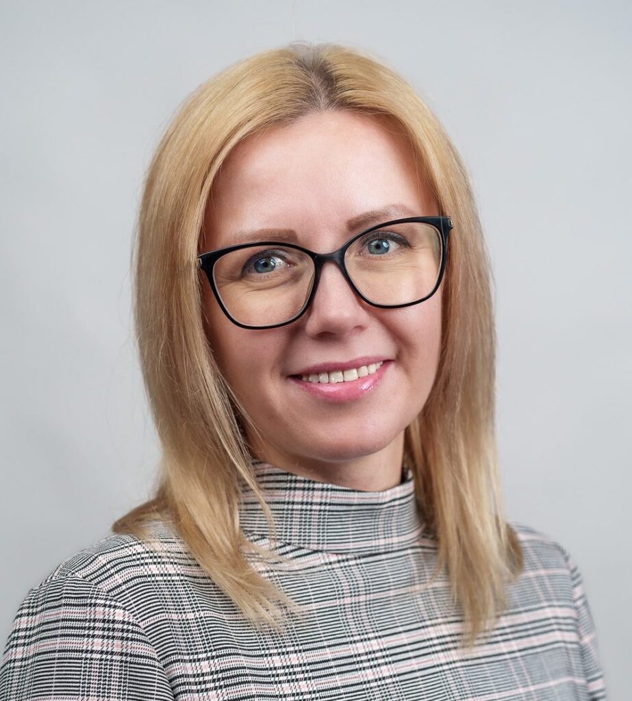 Atkalredzēšanās skolā