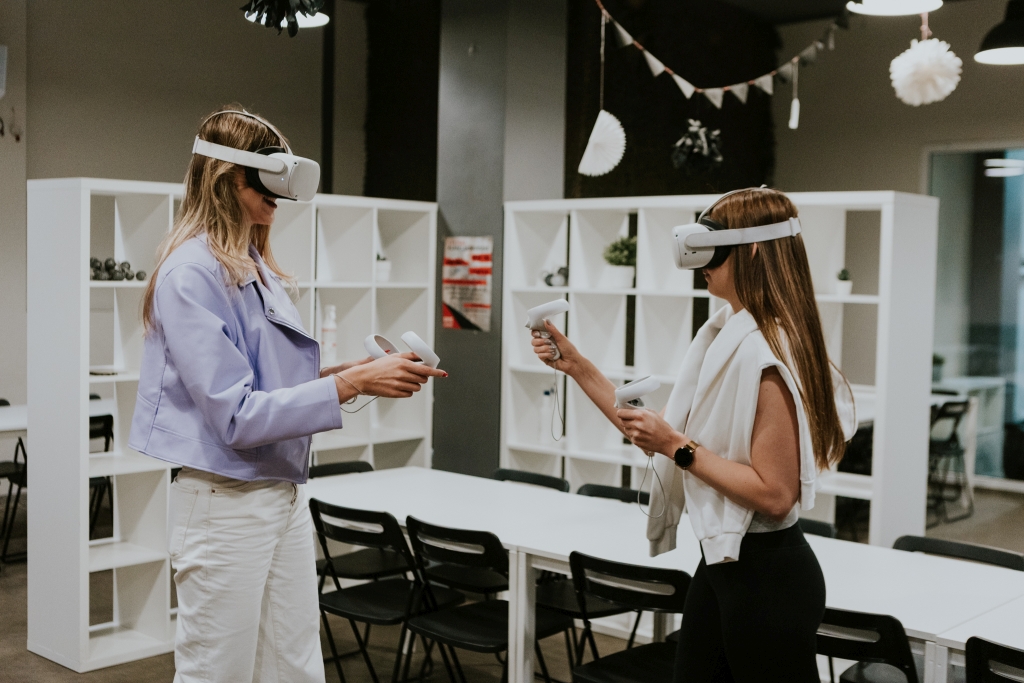 Virtuālā realitāte Latvijā – labākās spēles un ceļvedis VR pasaulē iesācējiem