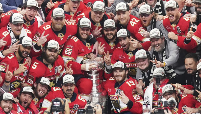 Balinskis un Floridas «Panthers» otro reizi pēc kārtas triumfē Stenlija kausa izcīņā