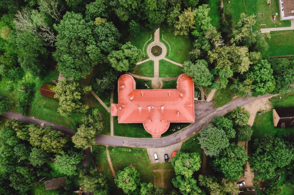 Muižās lepojas ar visu, kas saglabāts