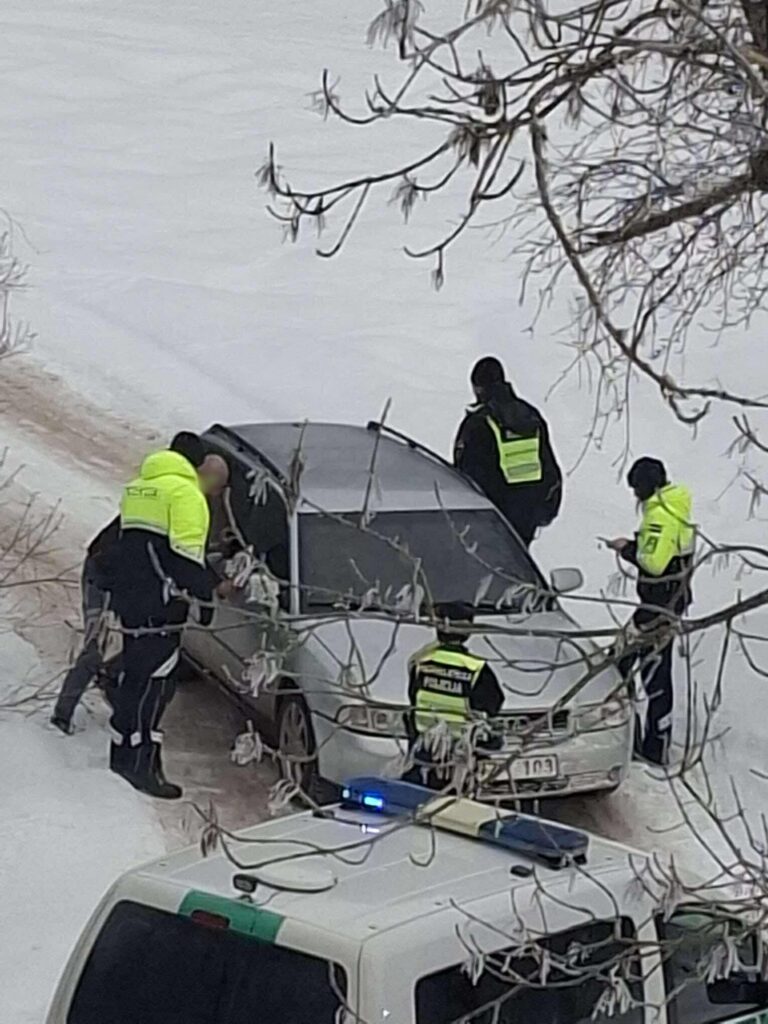 Sabilē aptur vīrieti 2,62 promiļu reibumā