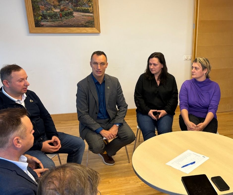 Informēja uzņēmējus par pašvaldības budžetu un līdzdalību kapitālsabiedrībās
