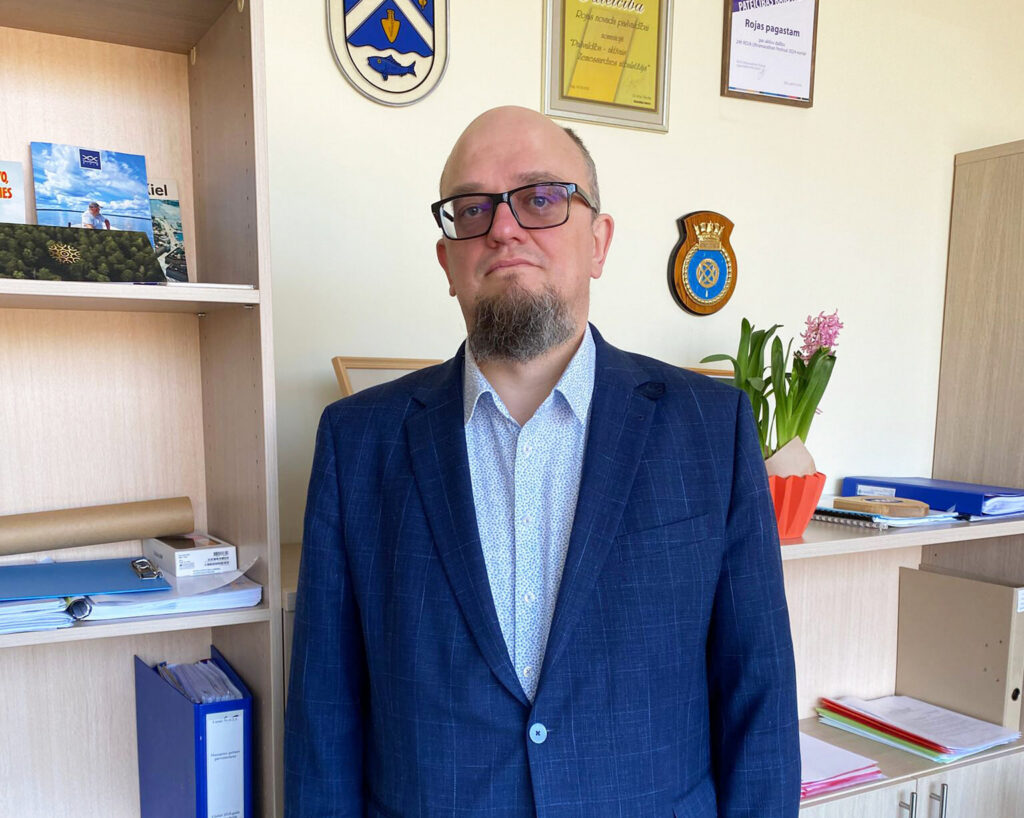 Dinārs Dāvidsons: «Pieņemt šo amatu bija kā atvērt durvis uz istabu, kurā izslēgta gaisma»