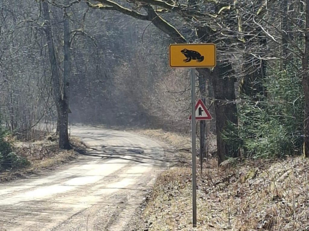 Krupju migrācijas vietās Kolkas un Valdgales pagastā uzstādītas informatīvas zīmes